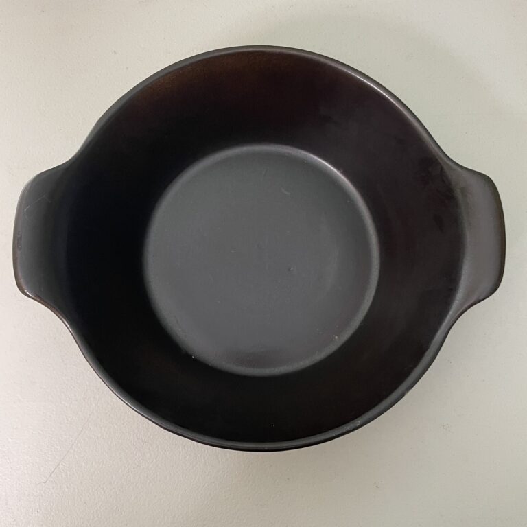 Read more about the article Vintage Arabia Finland Liekki Flame Oven Safe Dish Bowl Ulla Procope 12” Boho