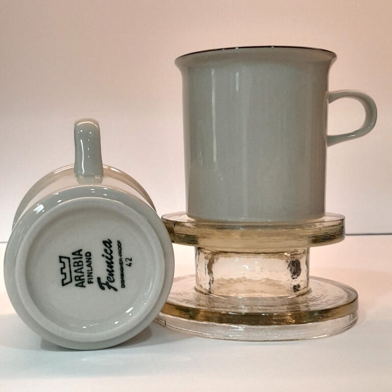 Read more about the article Arabia Finland Fennica Mugs Cups Beige (Set of 2)