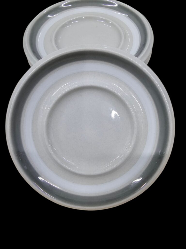 Read more about the article Arabia Finland Salla Saucer 6 3/4″ Gray Band Inkeri Leivo Stoneware MCM