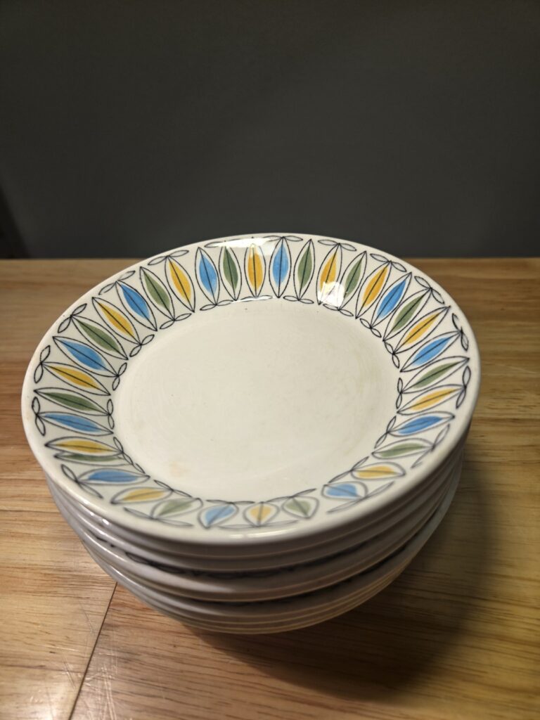 Read more about the article 9x Arabia of Finland KORONA MCM Desert Bowl Set. Hand Painted