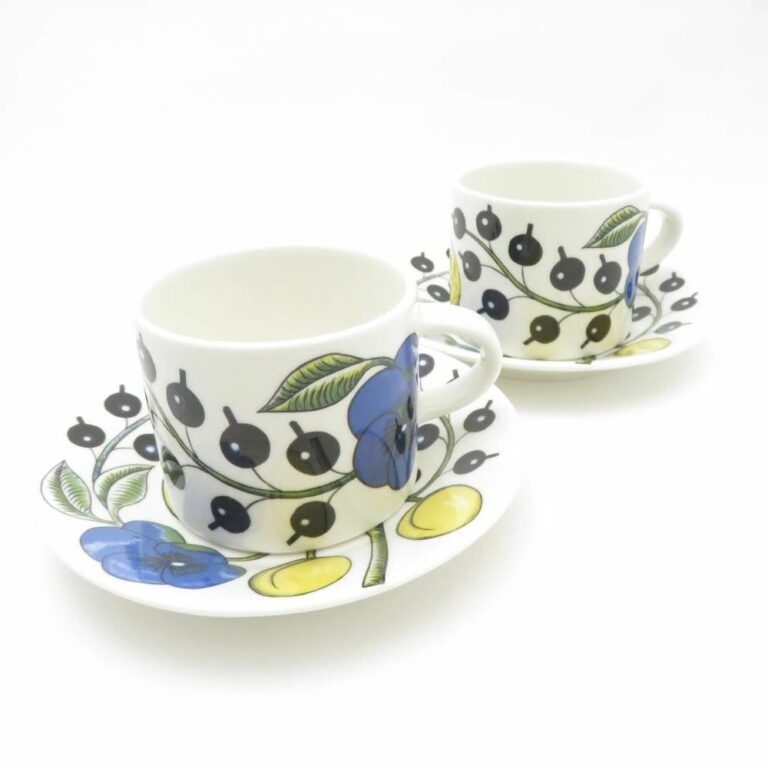 Read more about the article Arabia Paratiisi Coffee Cup and Saucer Pair Set