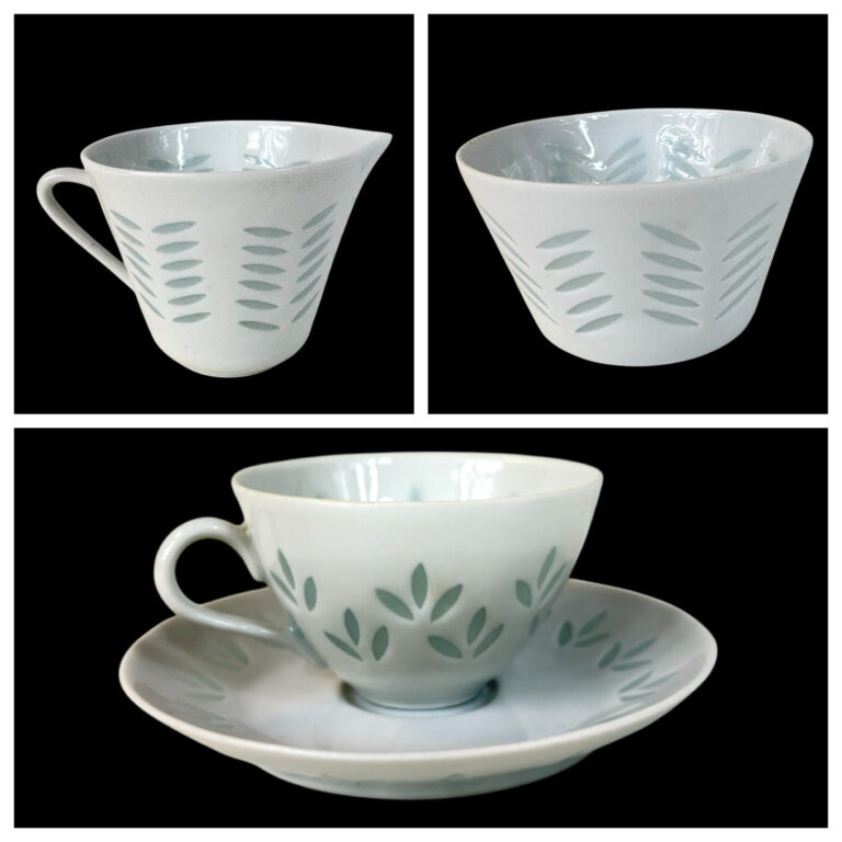 Read more about the article ARABIA Finland Demi Cup Saucer Creamer Sugar Rice Porcelain by Holzer Kjellberg