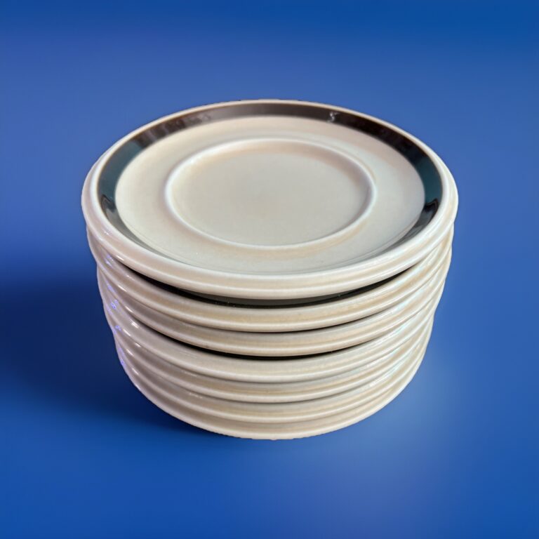 Read more about the article Arabia Finland Koralli  Saucers 6.5″ SET of 7 Mauve Brown