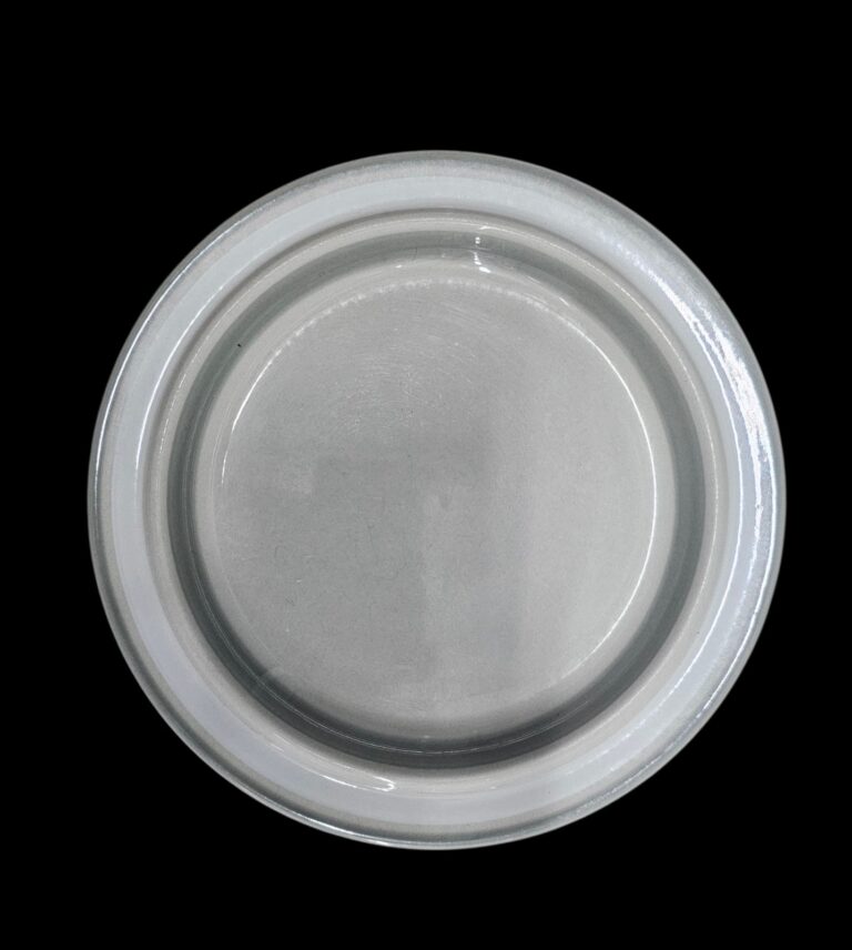 Read more about the article Arabia Finland Salla Luncheon Plate 9 1/2 In Stoneware MCM Scandinavian Design