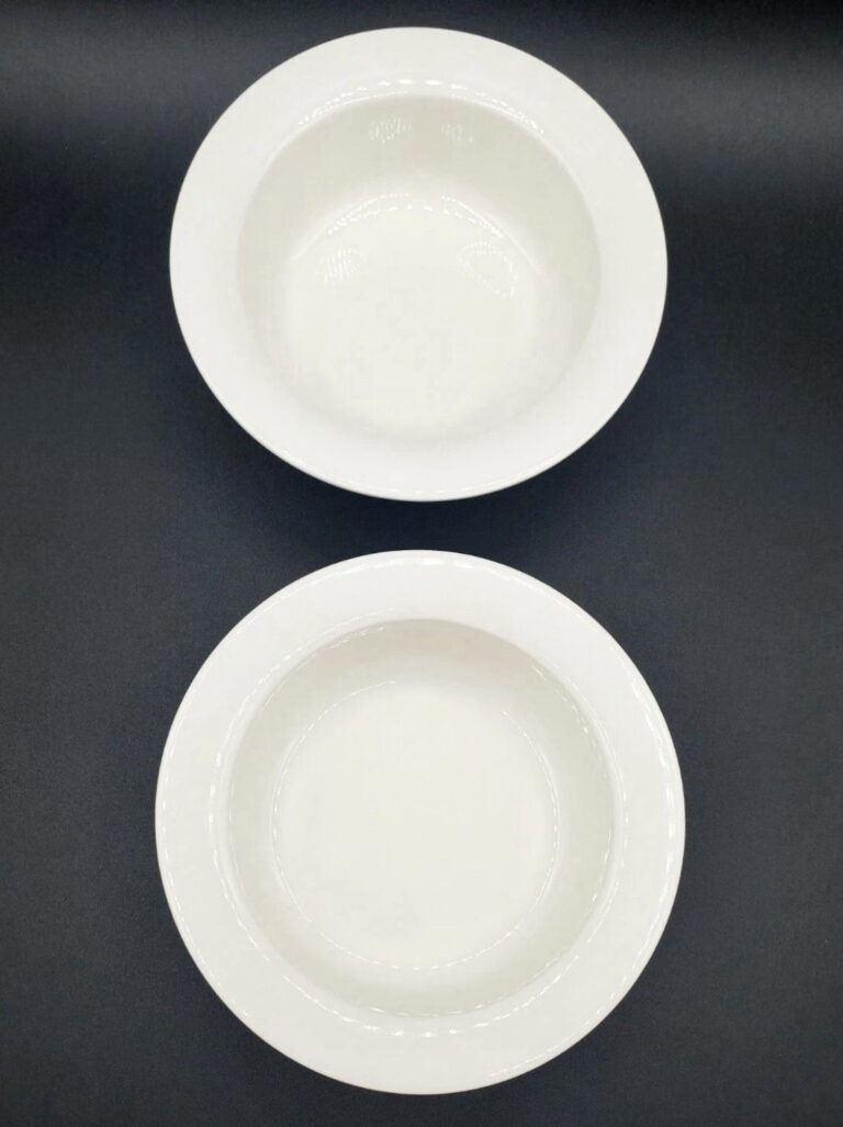 Read more about the article Arabia Finland Arctica Set Of 2 Cereal Soup Bowls 6 1/4″ Excellent UsedCondition
