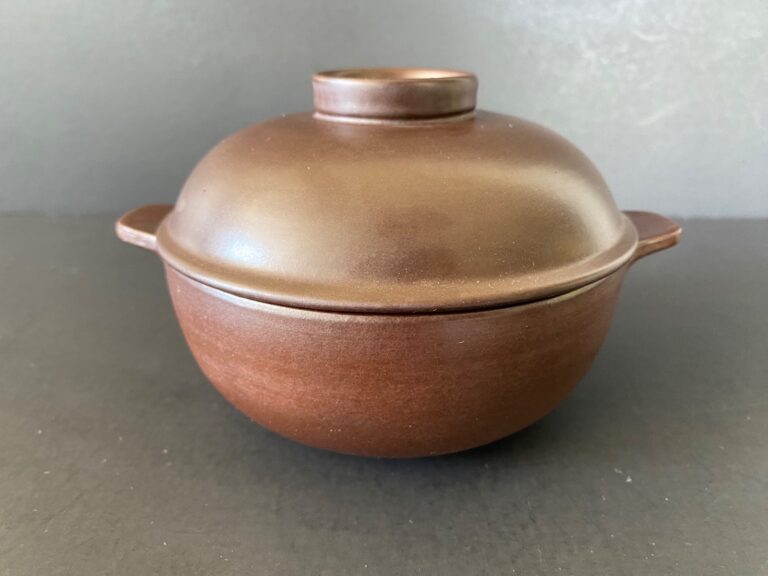 Read more about the article Vintage Arabia Finland Liekki Flame Oven Safe Casserole Dish Bowl Ulla Procope