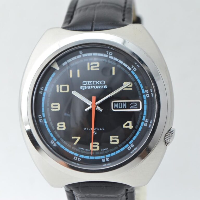 Read more about the article Seiko 5 Sports Arabia Vintage Automatic Black Dial 41mm Steel Band Overhauled