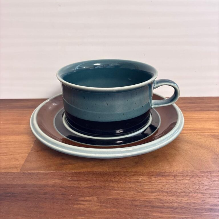 Read more about the article Rare Arabia Meri Meri Tea Cup and Saucer Rare