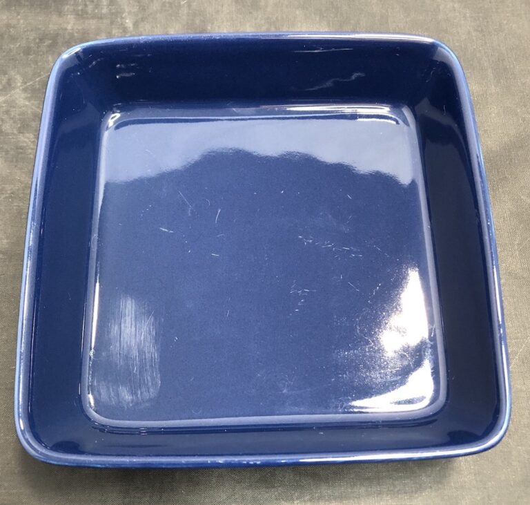 Read more about the article Arabia Of Finland Teema 6in. Square Dish Kaj Franck Vintage