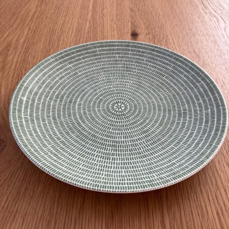 Read more about the article Vintage Arabia old logo 24h avec plate 20cm /Only USA DDP shipping