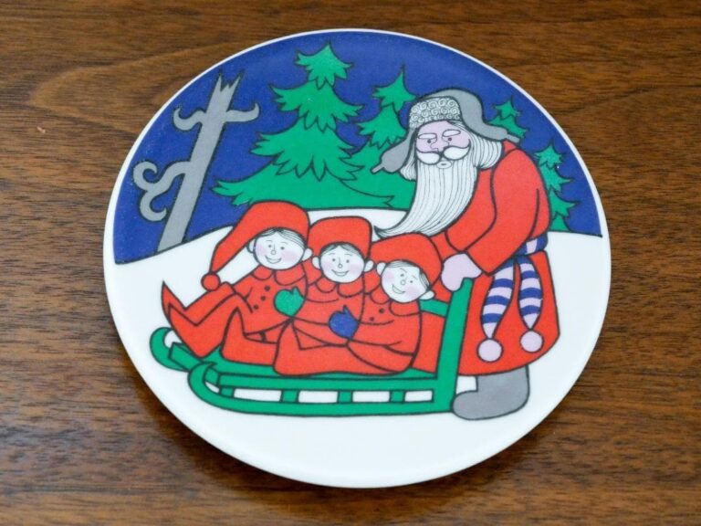 Read more about the article ARABIA Arabia Christmas Mini Plate MOTIV1 with box ① /Only USA DDP shipping