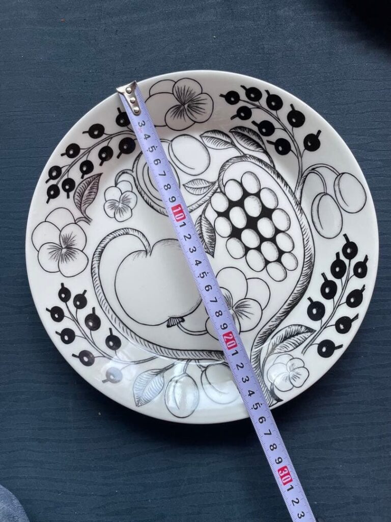 Read more about the article ARABIA FINNLAND Paratiisi 25.5cm /Only USA DDP shipping