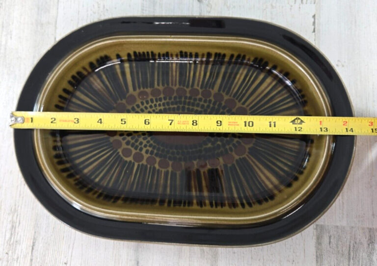 Read more about the article Arabia of Finland Kosmos 14″ Oval Serving Platter MCM Gunvor Olin Gronqvist