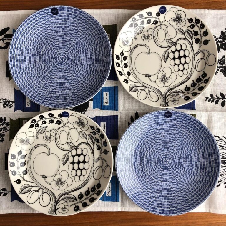 Read more about the article ARABIA Arabia Avec Paratissi plate set