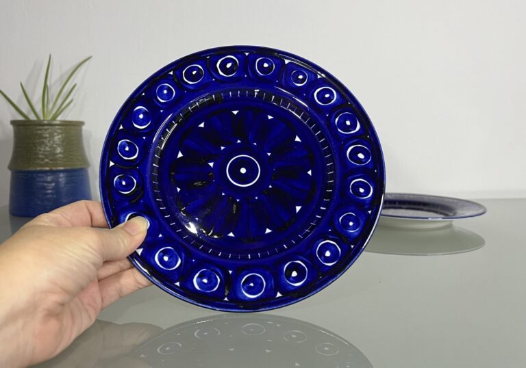 Read more about the article Arabia Finland Valencia Salad Plate by Ulla Procope – 1980s