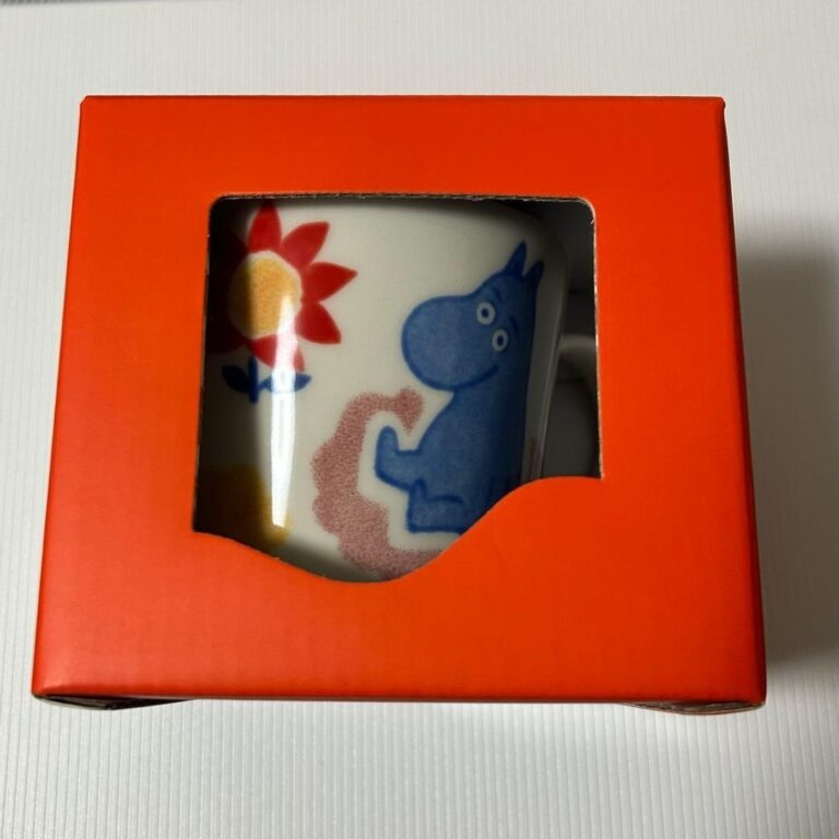 Read more about the article Beams Fennica Collaboration Arabia Moomin Hand Painted Mug From Japan New