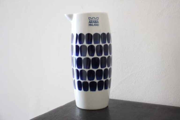 Read more about the article ARABIA 24h Tuokio Pitcher Blue Ceramic Milk Creamer 480ml Tableware