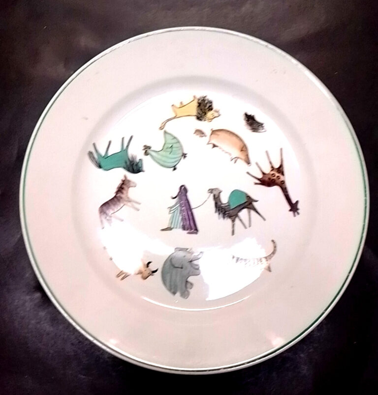 Read more about the article Arabia Finland Plate Animal Parade childrens 1960s MCM