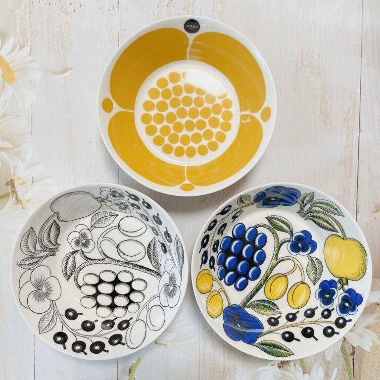 Read more about the article Arabia Sunnuntai Paratissi Bowl 17cm Scandinavian Tableware Black