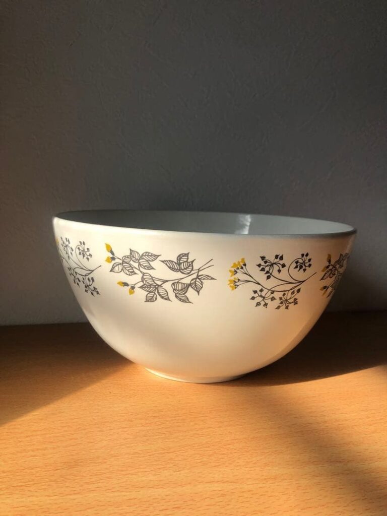 Read more about the article ARABIA Arabia Hilkka 22cm bowl