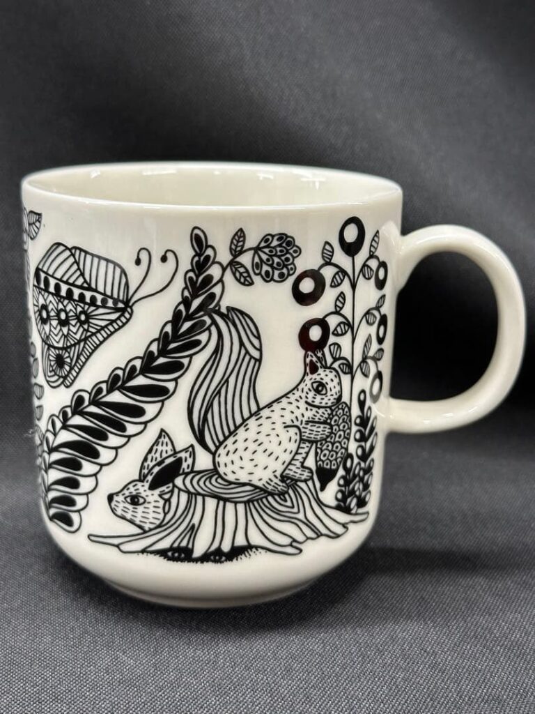 Read more about the article ARABIA 1873 Piropaikka Coffee Mug Microwave Safe Dishwasher Safe Ceramic Japan