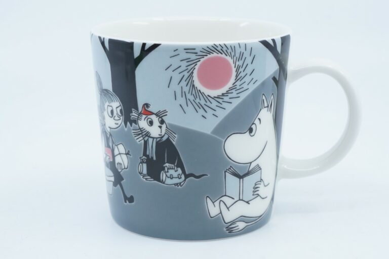 Read more about the article Arabia Finland Moomin mug Adventure Move (2013-)_