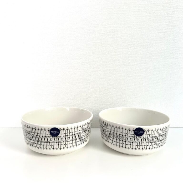 Read more about the article Arabia Emilia Bowl 13cm Pair Set